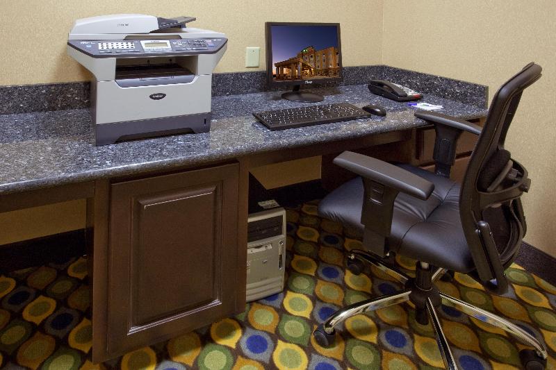 Holiday Inn Express Hotel & Suites Austin South   Buda