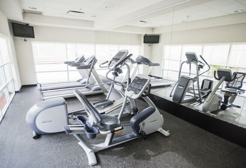 هتل Holiday Inn Express Tuxtla Gutierrez La Marimba, An Ihg