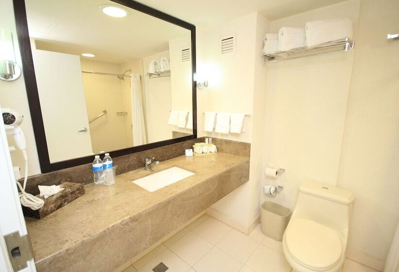 هتل Holiday Inn Express Tuxtla Gutierrez La Marimba, An Ihg
