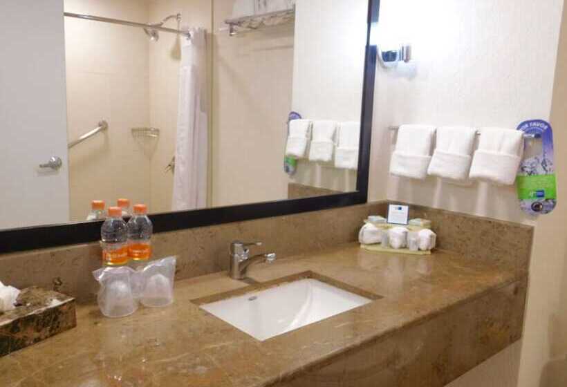 هتل Holiday Inn Express Tuxtla Gutierrez La Marimba, An Ihg