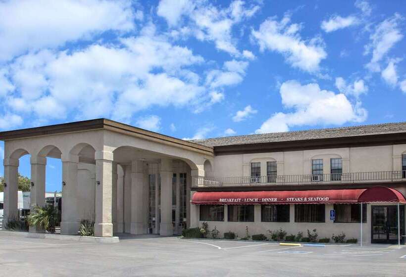 هتل Knights Inn Pico Rivera