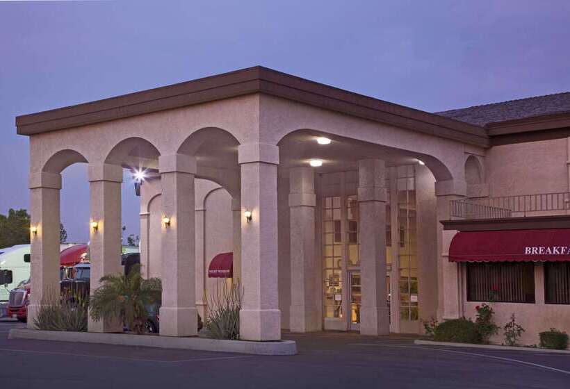 فندق Knights Inn Pico Rivera