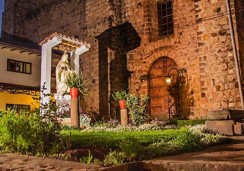 هتل Monasterio San Pedro