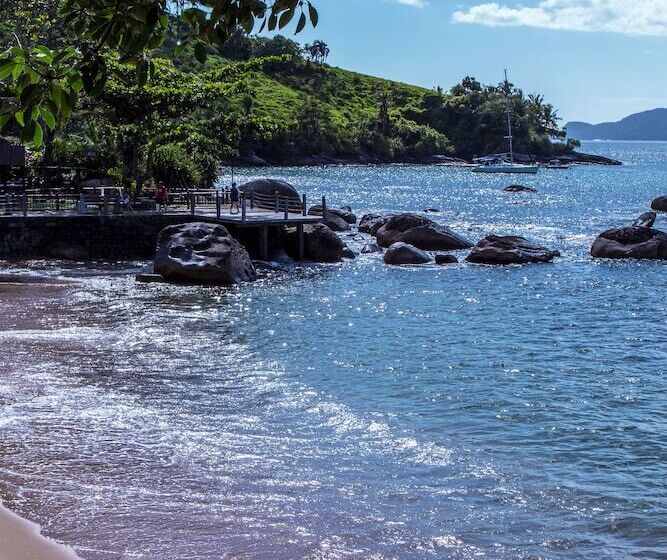 هتل Praia Do Portinho