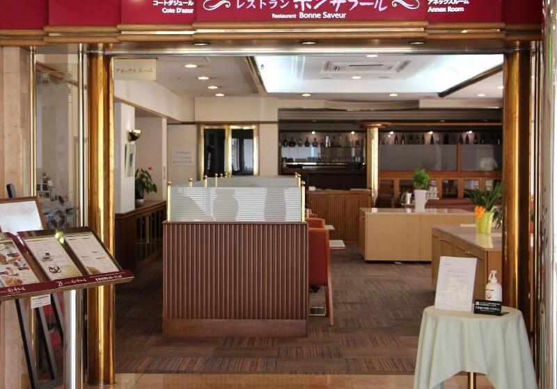 هتل Resol Sasebo