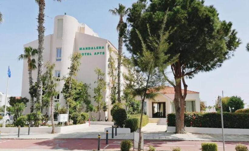 Mandalena  Apartments