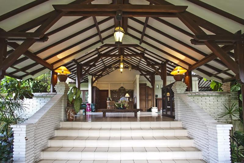 Alam Sari Hotel Keliki