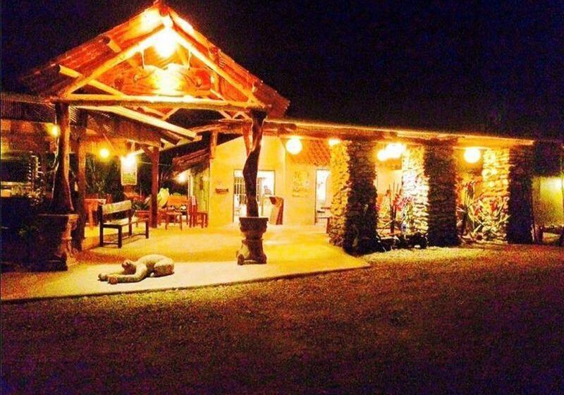 هتل Atlantida Lodge