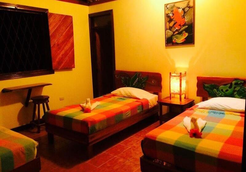 هتل Atlantida Lodge