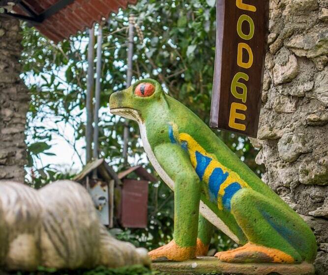 هتل Atlantida Lodge