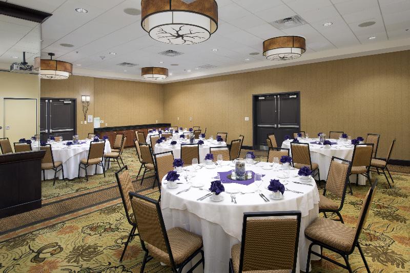 هتل Doubletree By Hilton Denver International Airport
