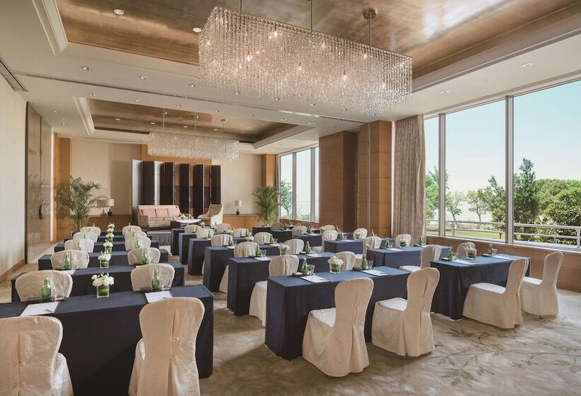 فندق Fairmont Yangcheng Lake