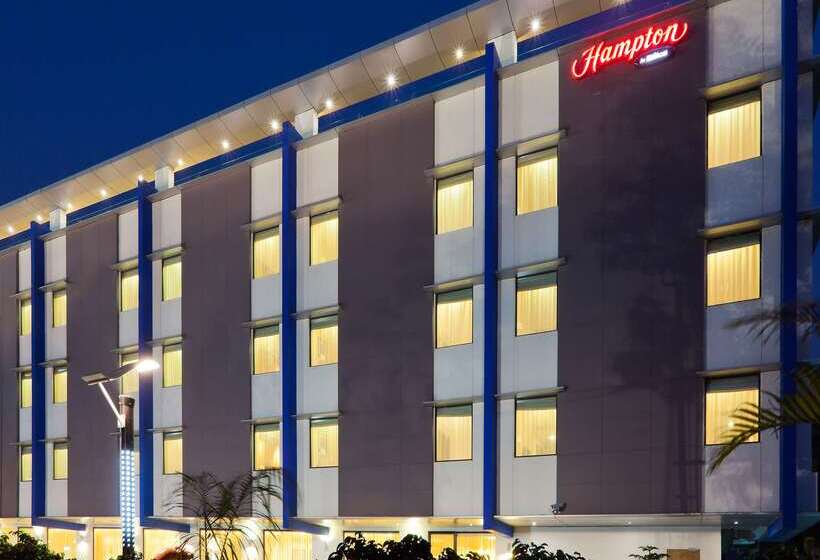 فندق Hampton By Hilton Vadodara  Alkapuri