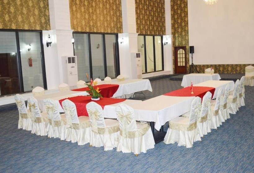 هتل Loumaile Lodge