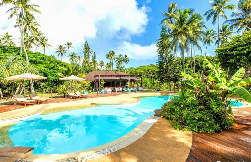 هتل Oure Lodge Beach Resort