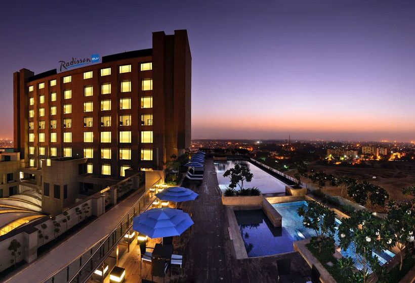 هتل Radisson Blu  New Delhi Paschim Vihar