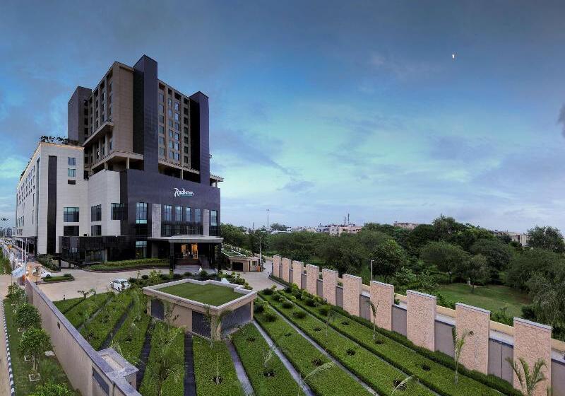 هتل Radisson Blu  New Delhi Paschim Vihar