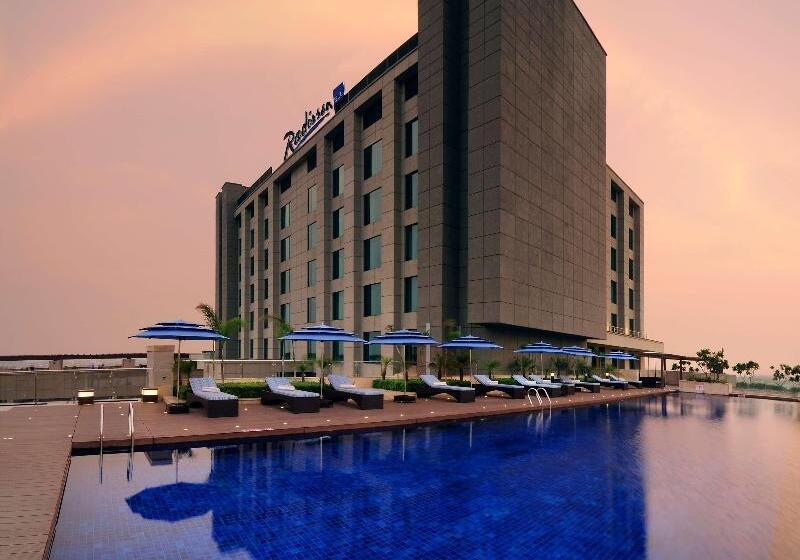 Hotel Radisson Blu  New Delhi Paschim Vihar