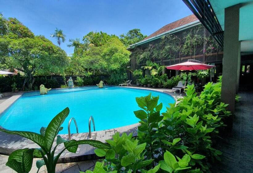 Отель Sanur Agung Suite