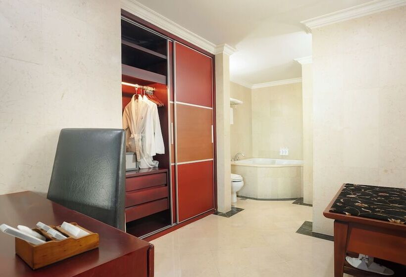 Swiss Belhotel Tarakan