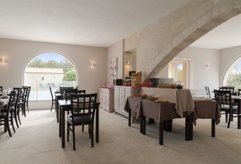 فندق Val Baussenc, The Originals Relais