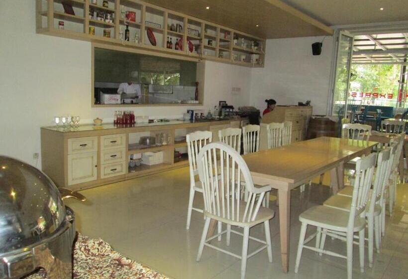 Fotos del hotel Vio  Cimanuk Bandung:  8