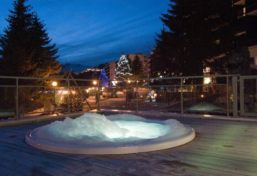 اقامتگاه Madame Vacances Les Terrasses De Véret
