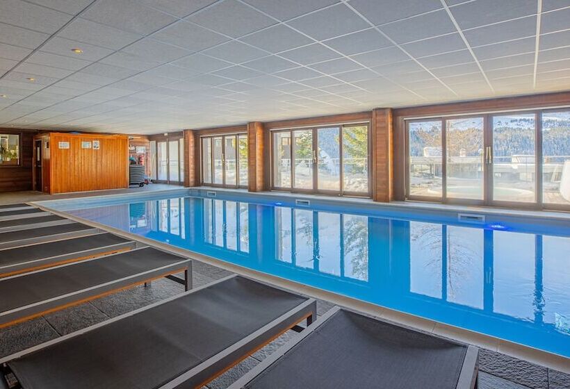 اقامتگاه Madame Vacances Les Terrasses De Véret