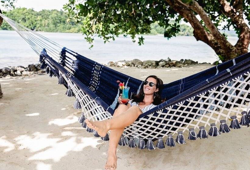 استراحتگاه Turtle Bay Lodge