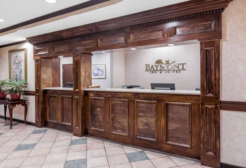 هتل Baymont By Wyndham Grand Rapids N/walker