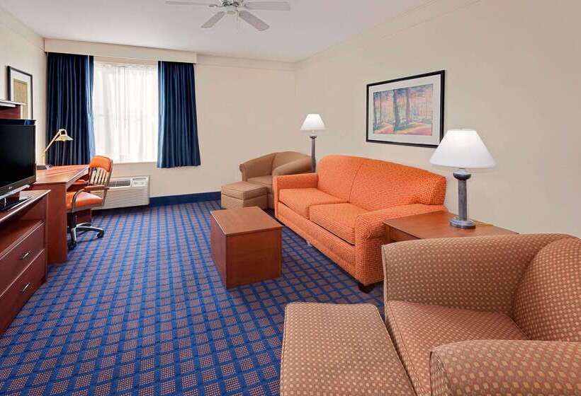 هتل Best Western Byron Center