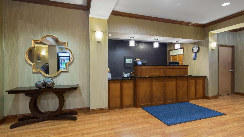 酒店 Best Western Legacy Inn & Suites Beloit/south Beloit