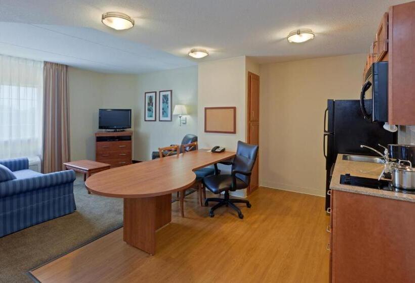 هتل Candlewood Suites Manassas, An Ihg