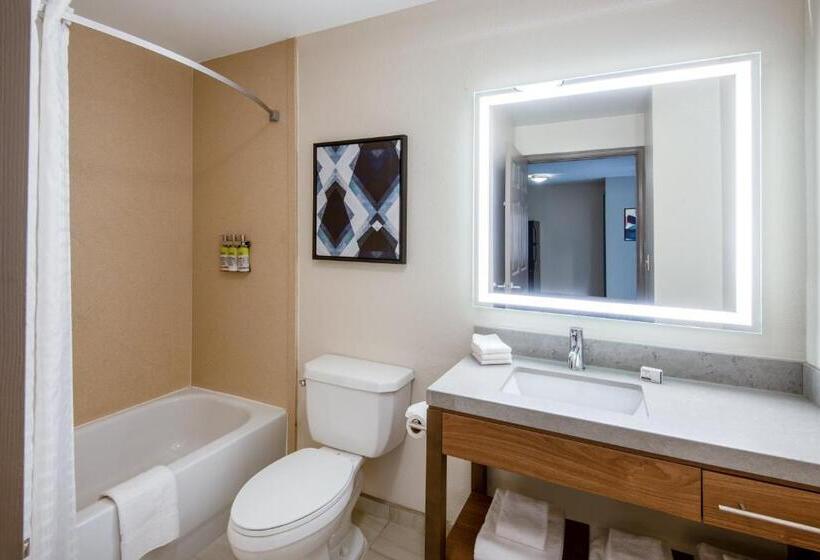 هتل Candlewood Suites Manassas, An Ihg