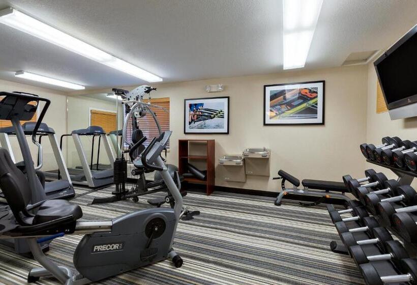 هتل Candlewood Suites Medford, An Ihg