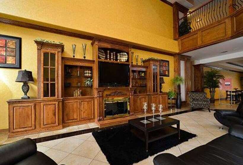 Отель Comfort Suites