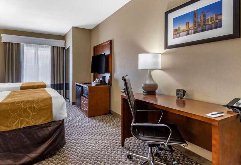 هتل Comfort Suites Near Texas A&m   Corpus Christi