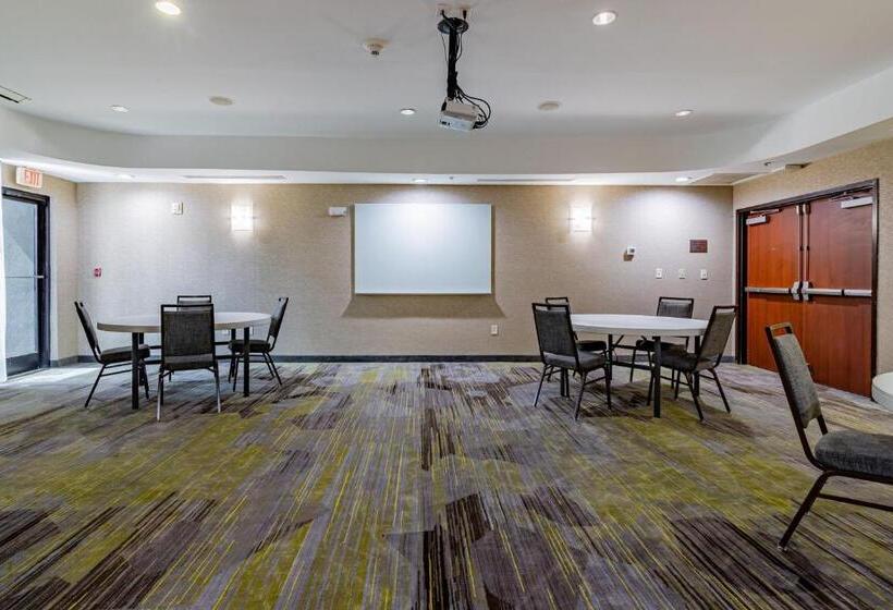 هتل Courtyard Brunswick
