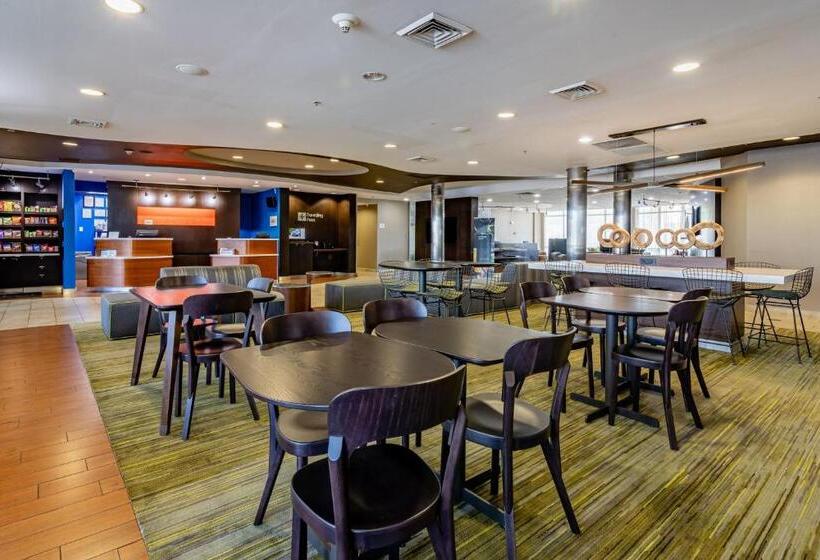 هتل Courtyard Brunswick