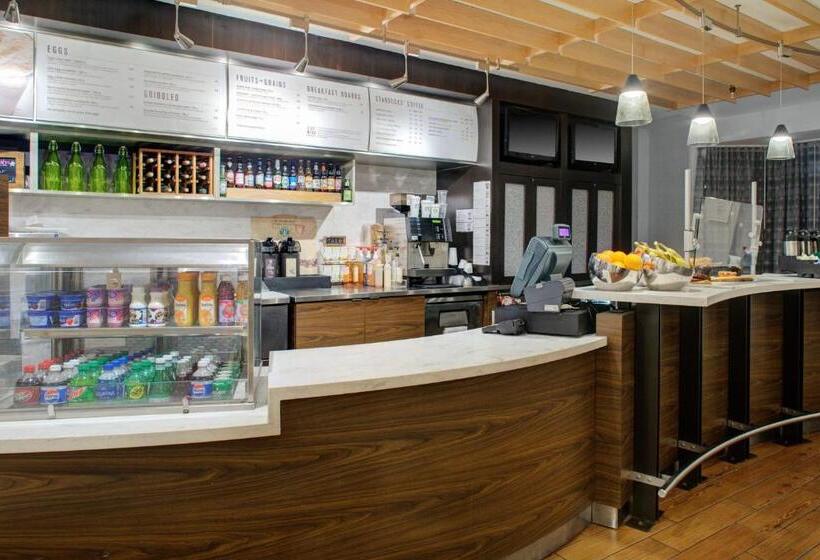 酒店 Courtyard Richmond Chester