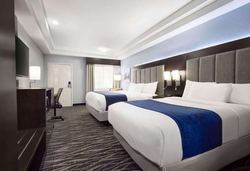 هتل Days Inn & Suites By Wyndham Houston Hobby Airport