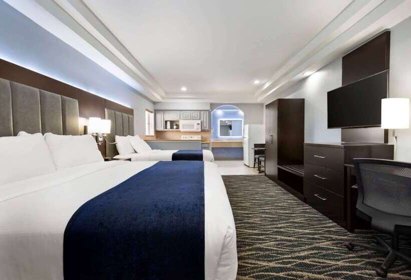هتل Days Inn & Suites By Wyndham Houston Hobby Airport