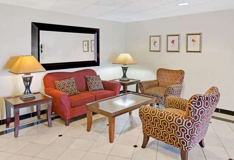 Hotel Days Inn & Suites By Wyndham Laurel Near Fort Meade