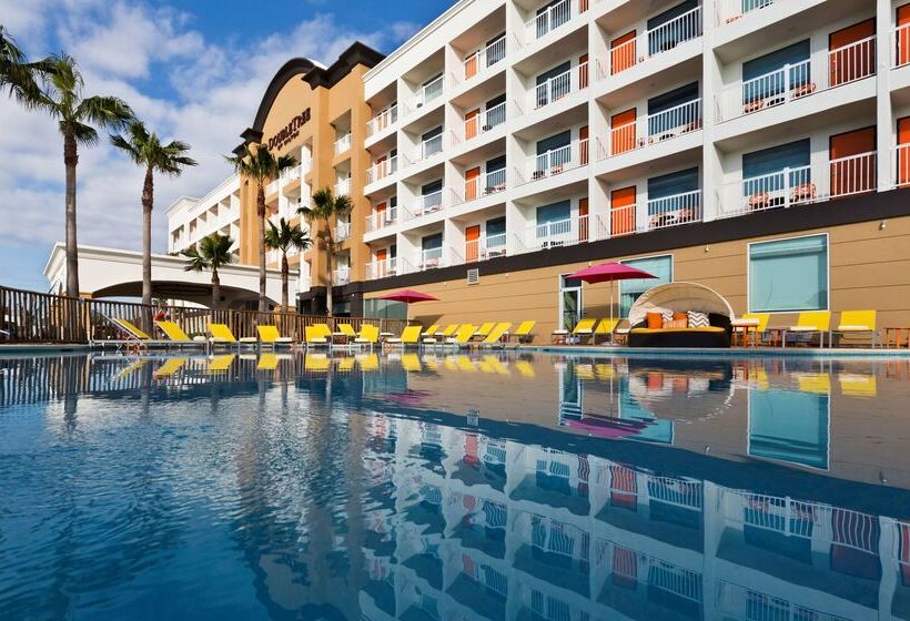 Doubletree By Hilton Hotel Galveston Beach