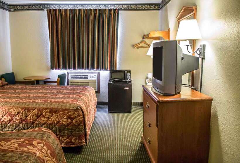 هتل Econo Lodge Akron Copley Northwest