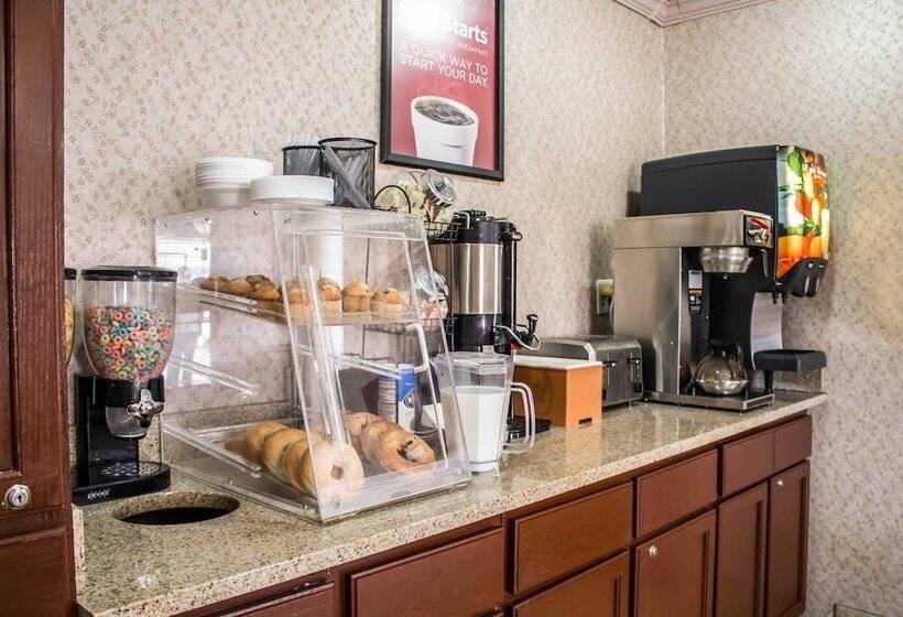 هتل Econo Lodge Akron Copley Northwest