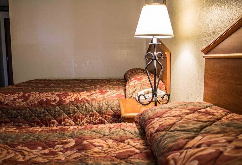 هتل Econo Lodge Akron Copley Northwest