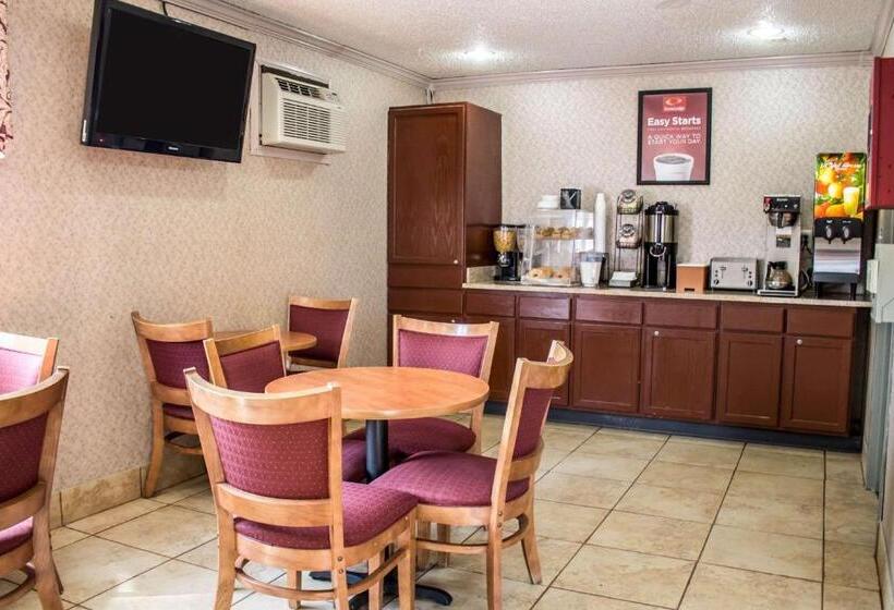 هتل Econo Lodge Akron Copley Northwest