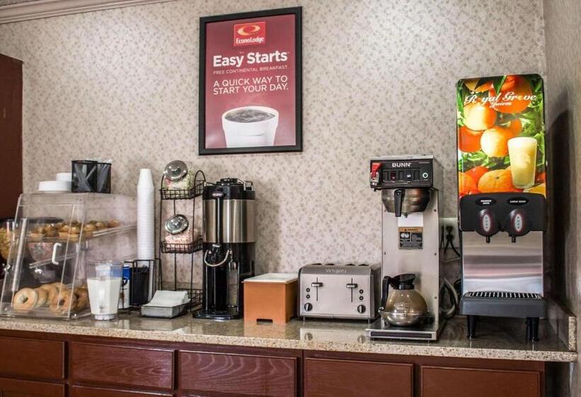 هتل Econo Lodge Akron Copley Northwest
