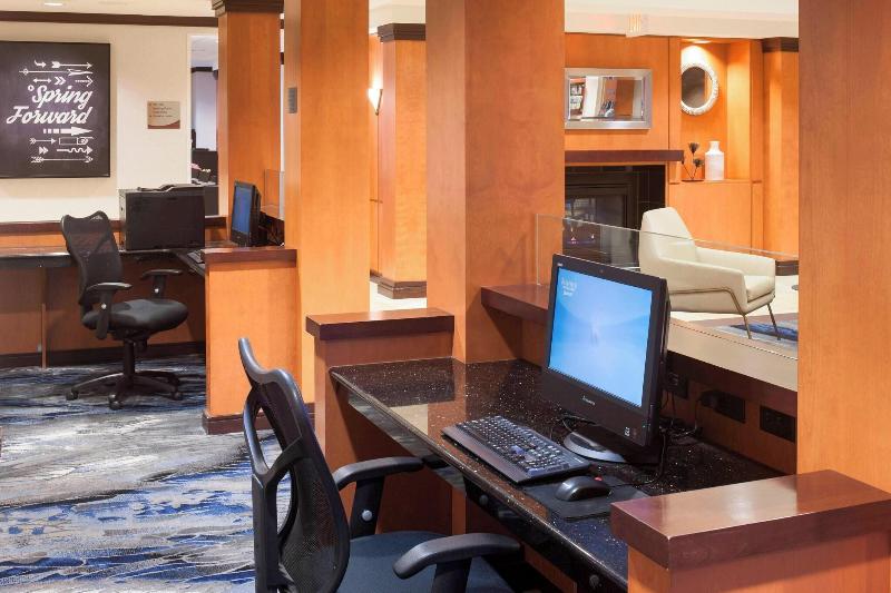 هتل Fairfield Inn & Suites Wilmington Wrightsville Beach